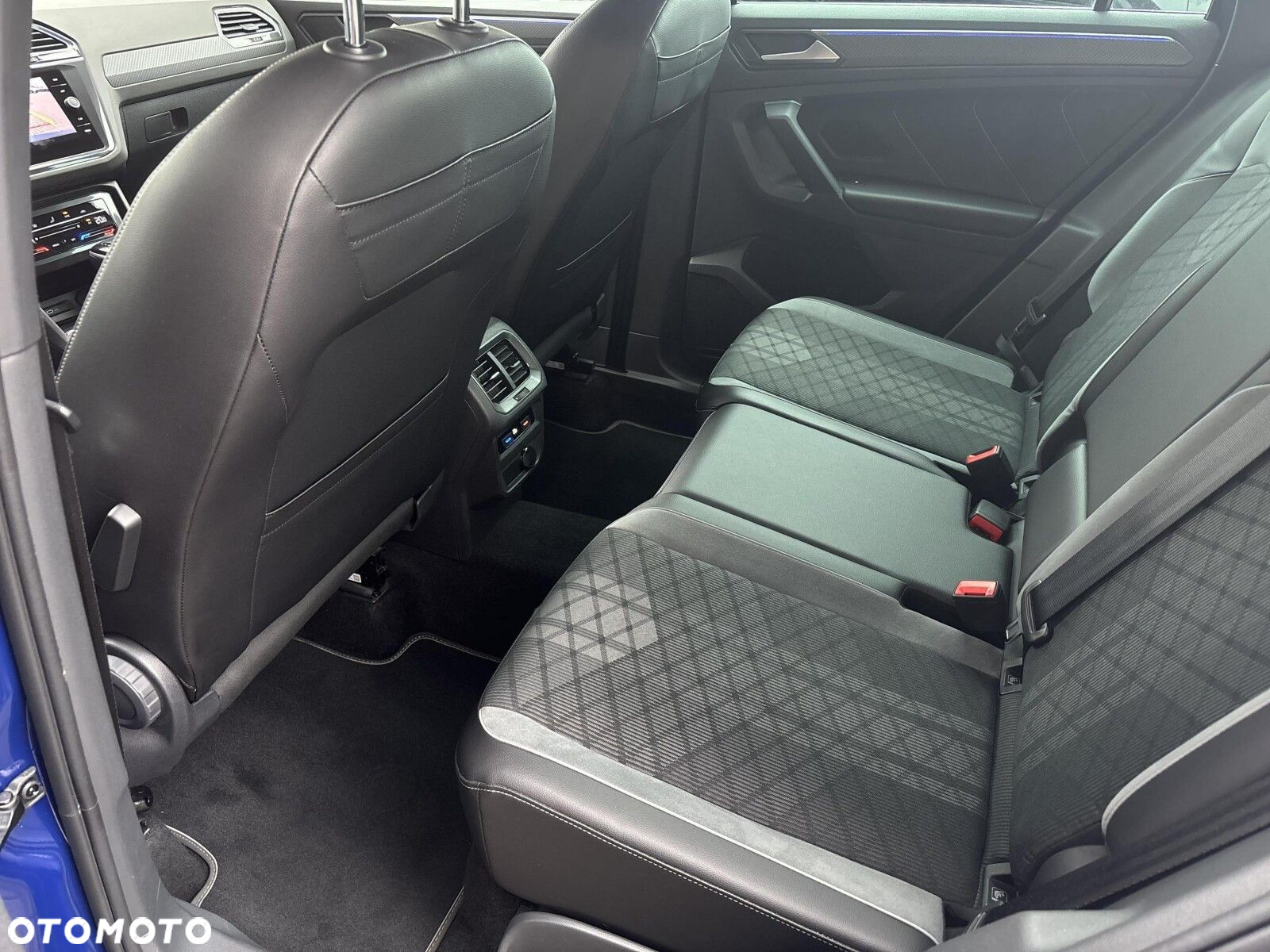 Volkswagen Tiguan - 27