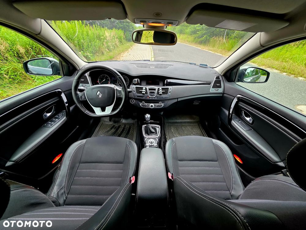 Renault Laguna 2.0 dCi Bose Edition - 6