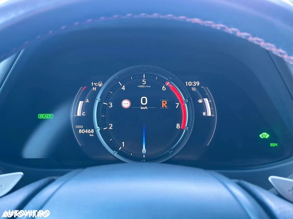 Lexus UX 250h F SPORT - 31