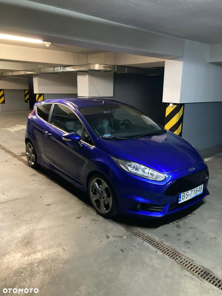 Ford Fiesta ST - 4