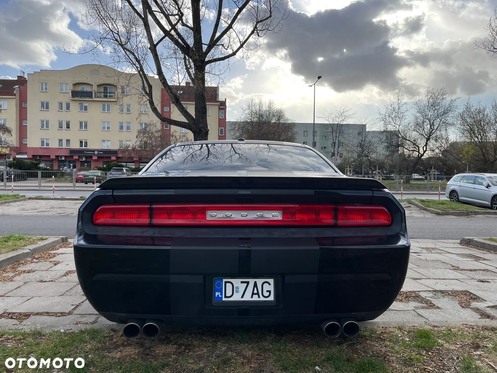 Dodge Challenger 5.7 R/T - 5