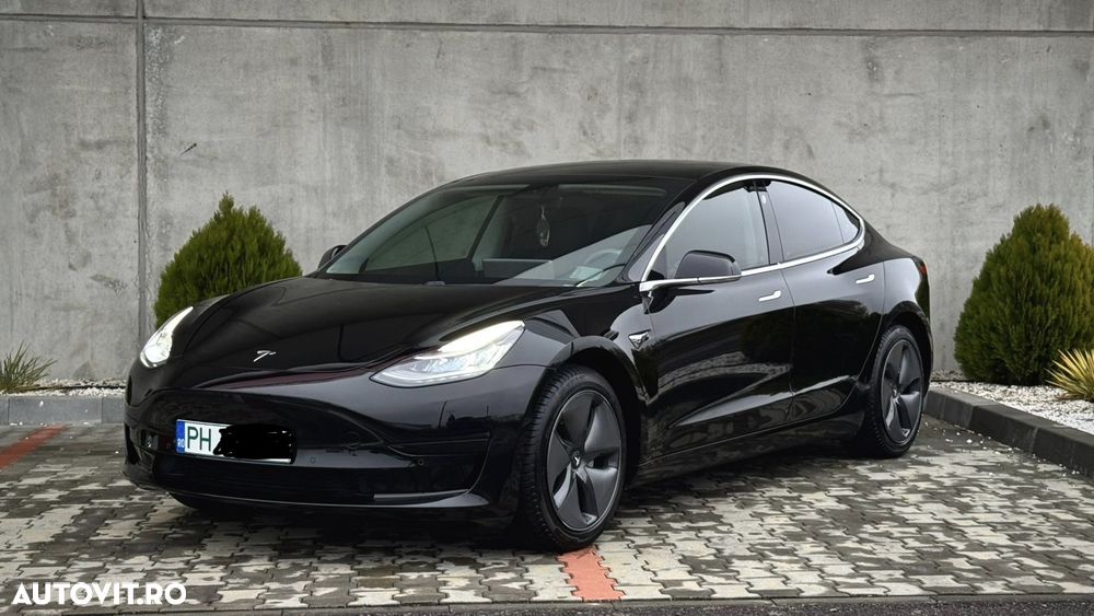 Tesla Model 3 Standard Reichweite Plus Hinterradantrieb - 2