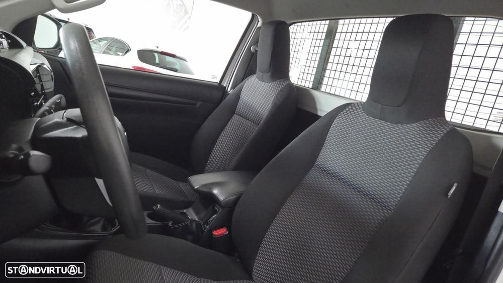 Toyota Hilux VIII Pick-up 2.4 D 4WD - 9