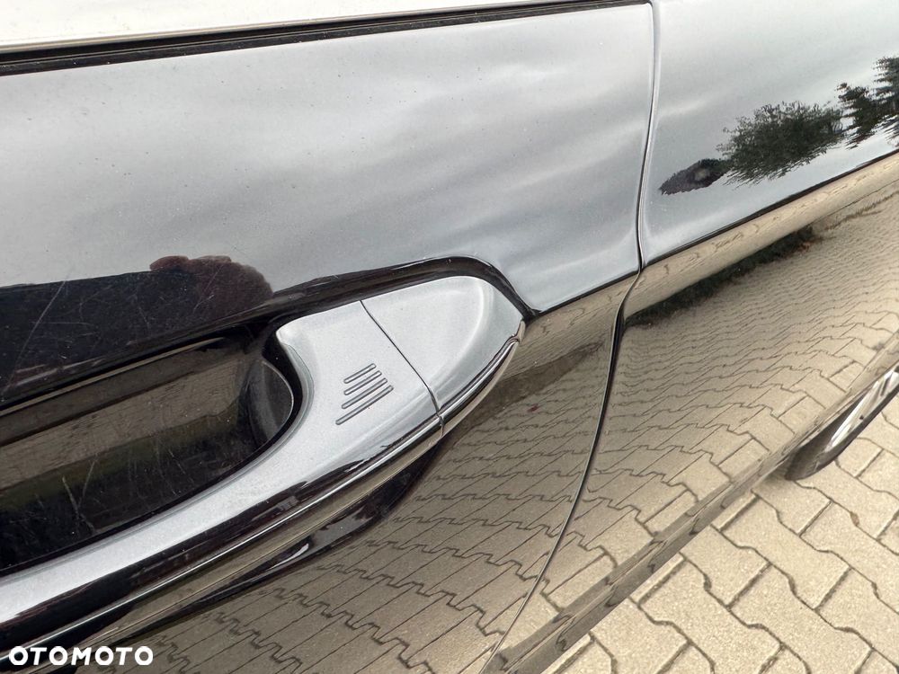 Ford Mondeo ver-2-0-ecoblue-titanium - 28