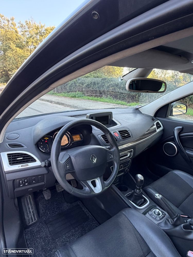 Renault Mégane Sport Tourer 1.5 dCi Dynamique - 9