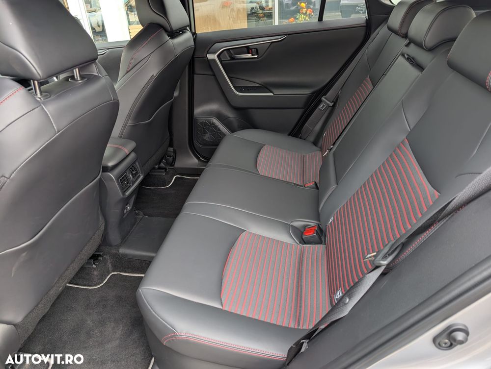 Toyota RAV4 2.5 PHEV VVT-iE 4x4 Style Bi-Tone - 16