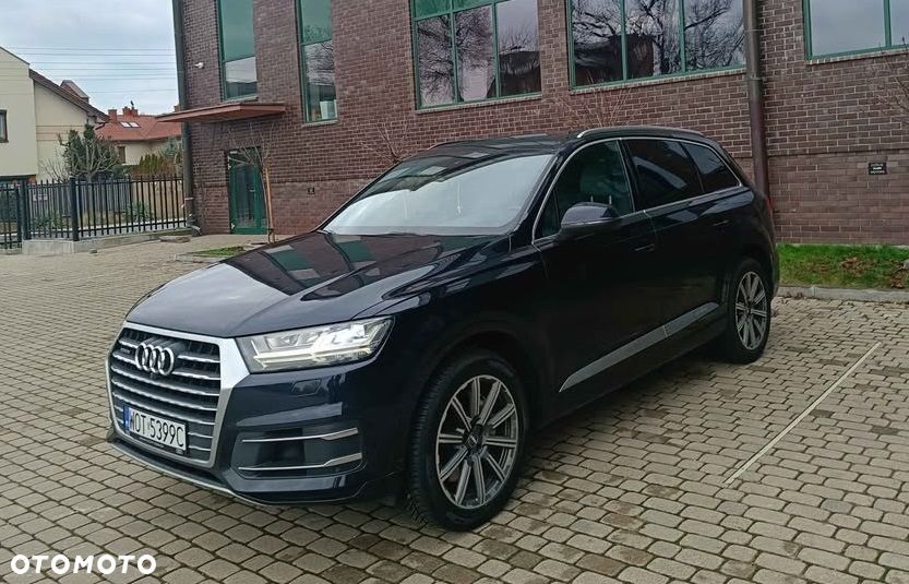 Audi Q7 - 1