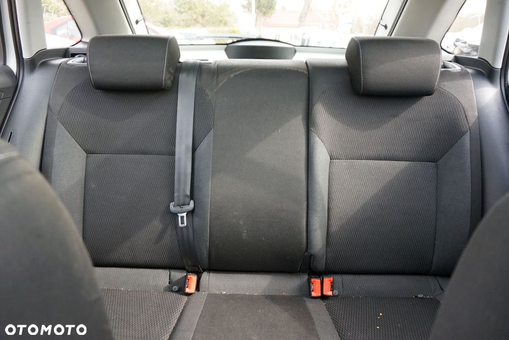 KANAPA TYLNA RAPID NH3 HB  SKODA 2012-2019 - 1