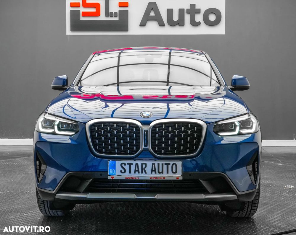 BMW X4 xDrive20i AT Advantage - 3
