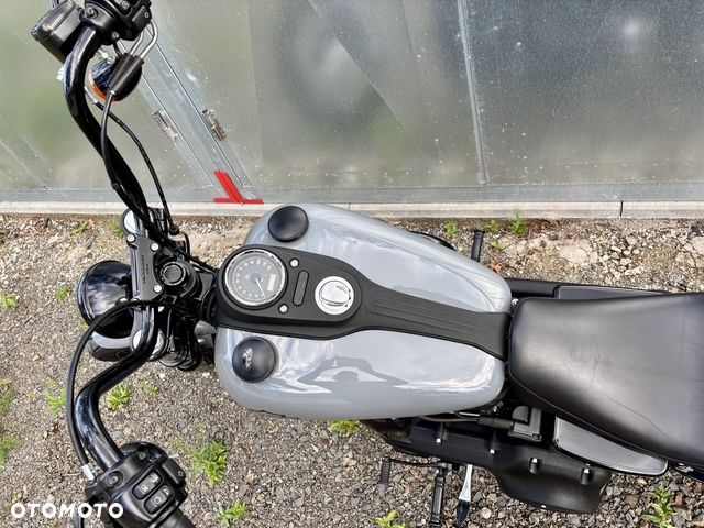 Harley-Davidson Dyna Street Bob - 7