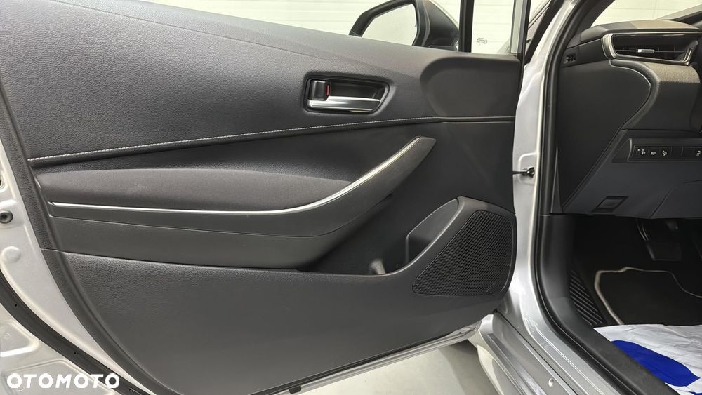 Toyota Corolla 1.8 Hybrid GPF Comfort - 12