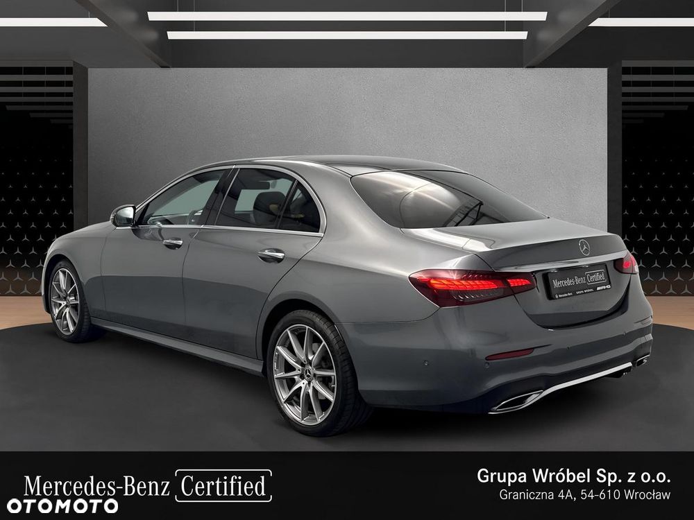 Mercedes-Benz Klasa E 220 d 4-Matic AMG/Avantgarde - 4