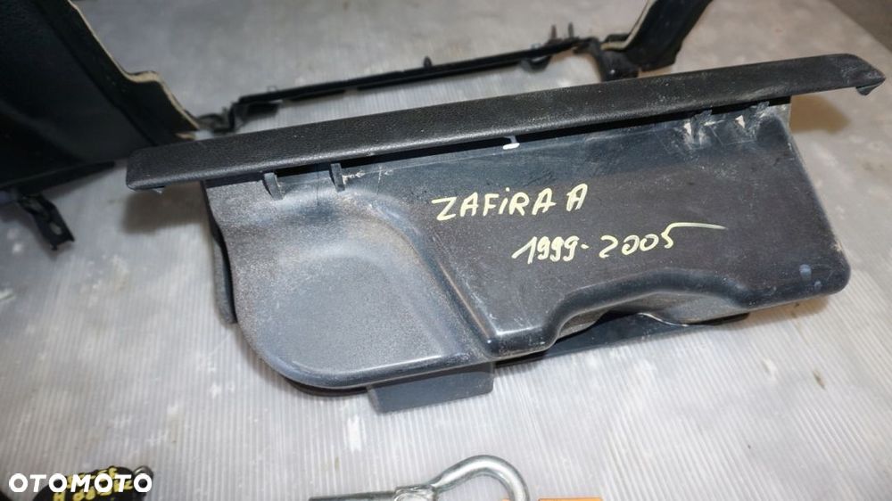SZYBA TRÓJKĄT SZYBKA LEWA PRZÓD OPEL ZAFIRA A - 6