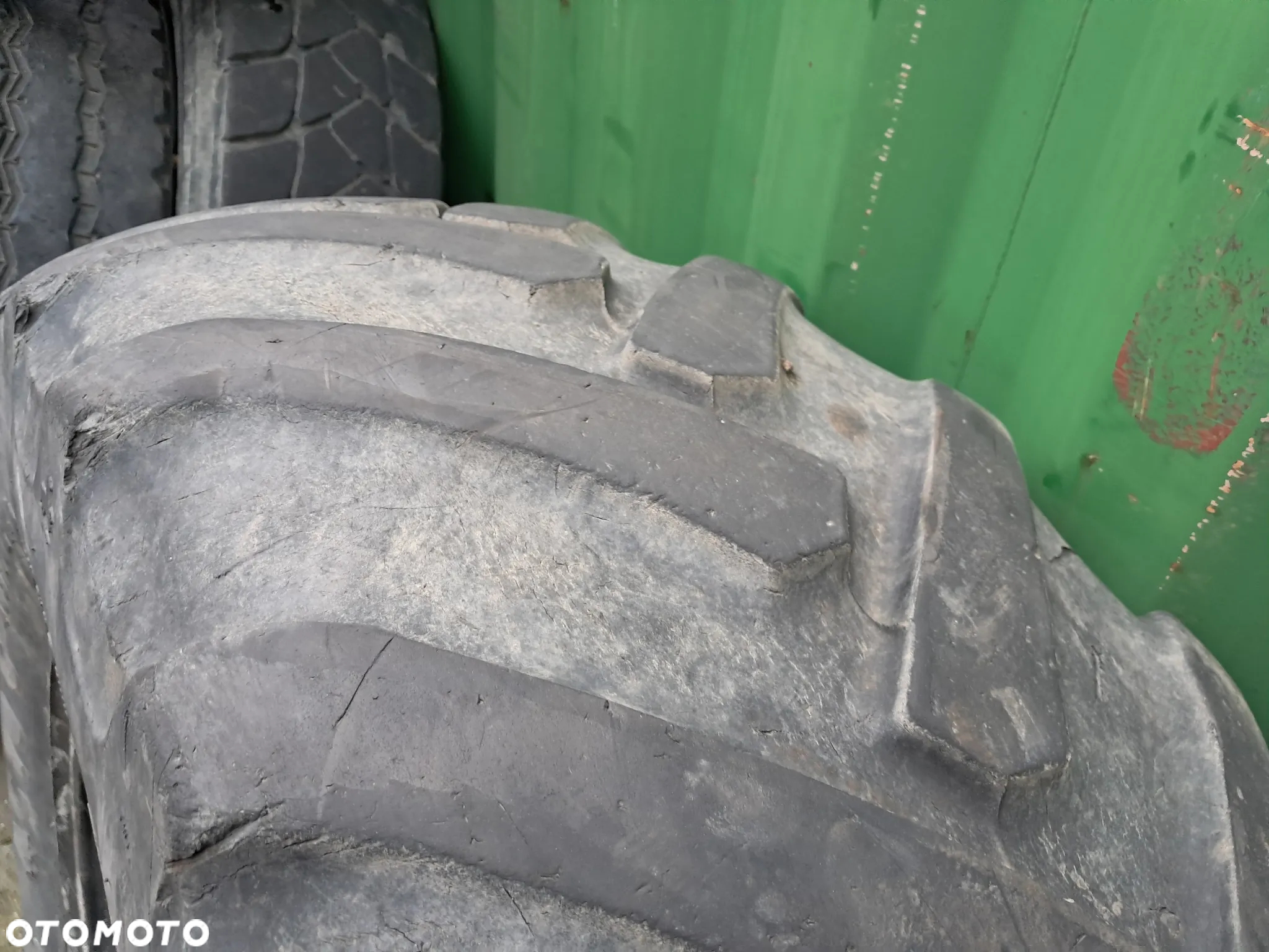 Opona 405/70r24 Continental AC70G - 3