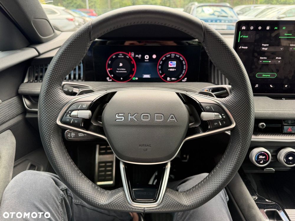 Skoda Superb 2.0 TDI SCR 4x4 Sportline DSG - 23