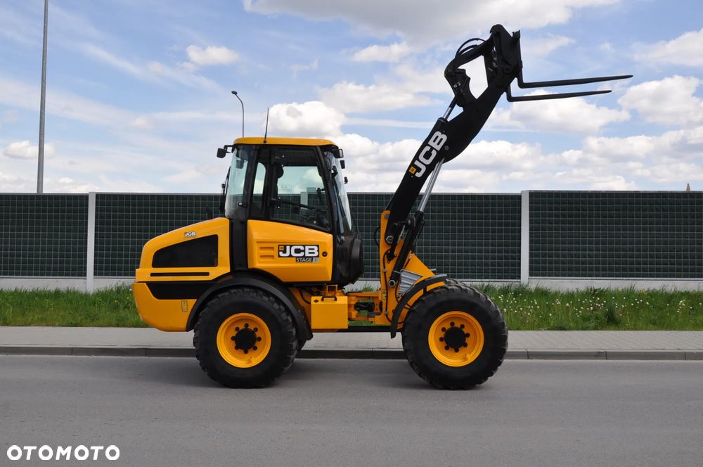 JCB WLS 409 SV MAŁO MTG 359 WIDŁY DO PALET KRAJOWA I WŁAŚCICIEL DOSTĘPNA OD RĘKI - 7