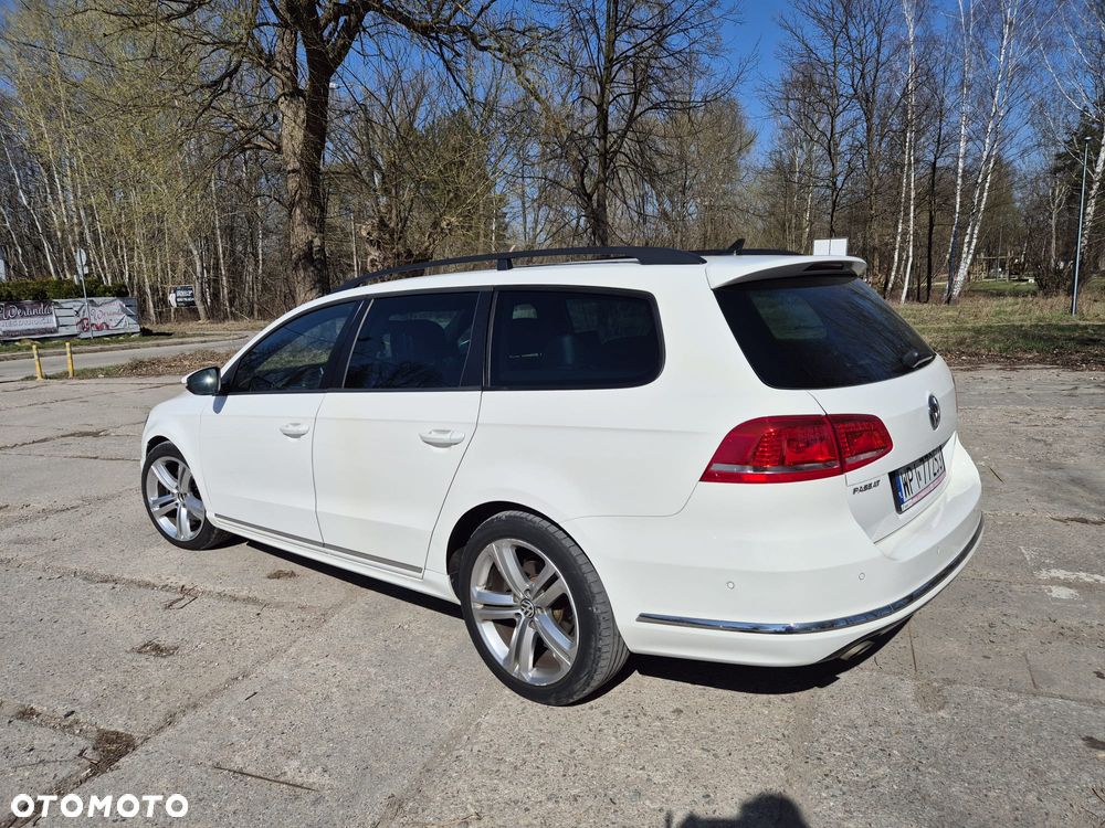 Volkswagen Passat 2.0 TDI Highline R-Style DSG - 4