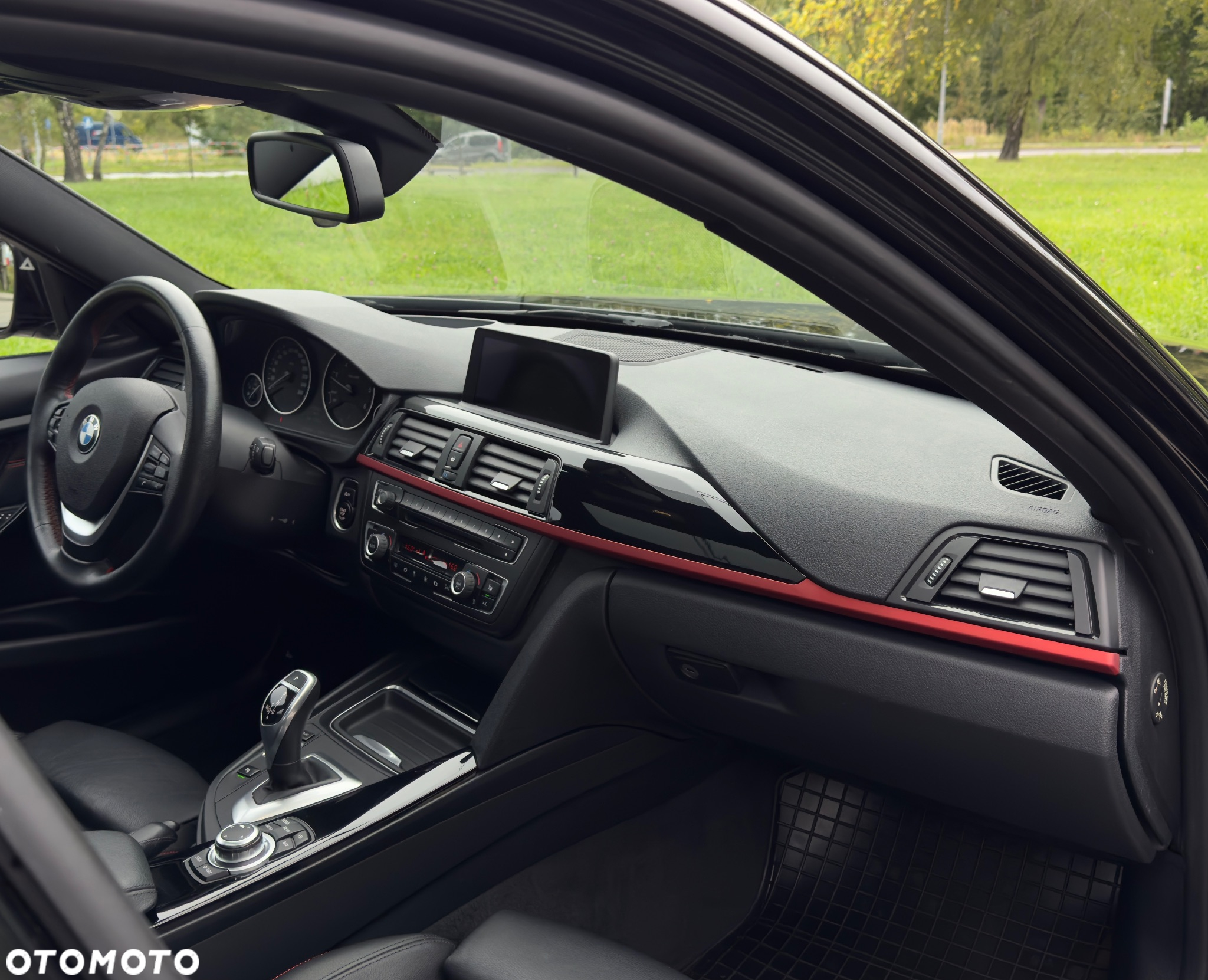 BMW Seria 3 320d Sport-Aut Blue Performance Sport Line - 22
