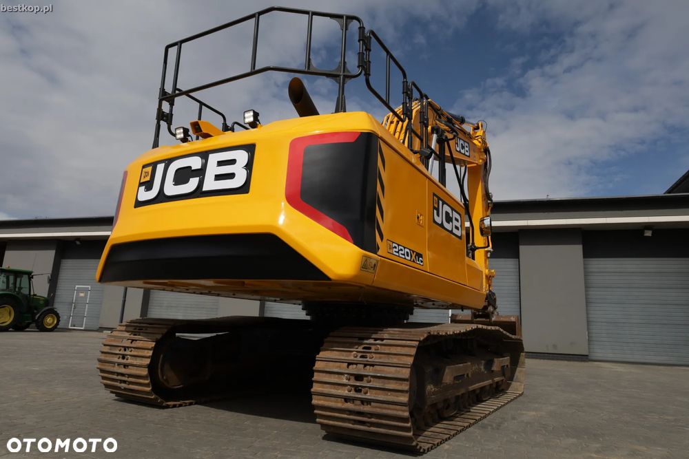JCB 220X - 8