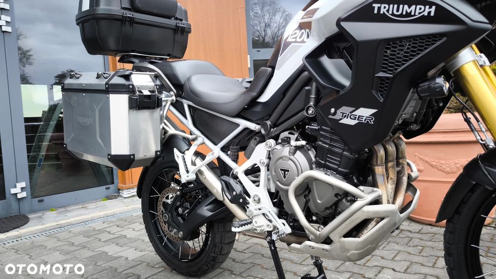 Triumph Tiger - 15
