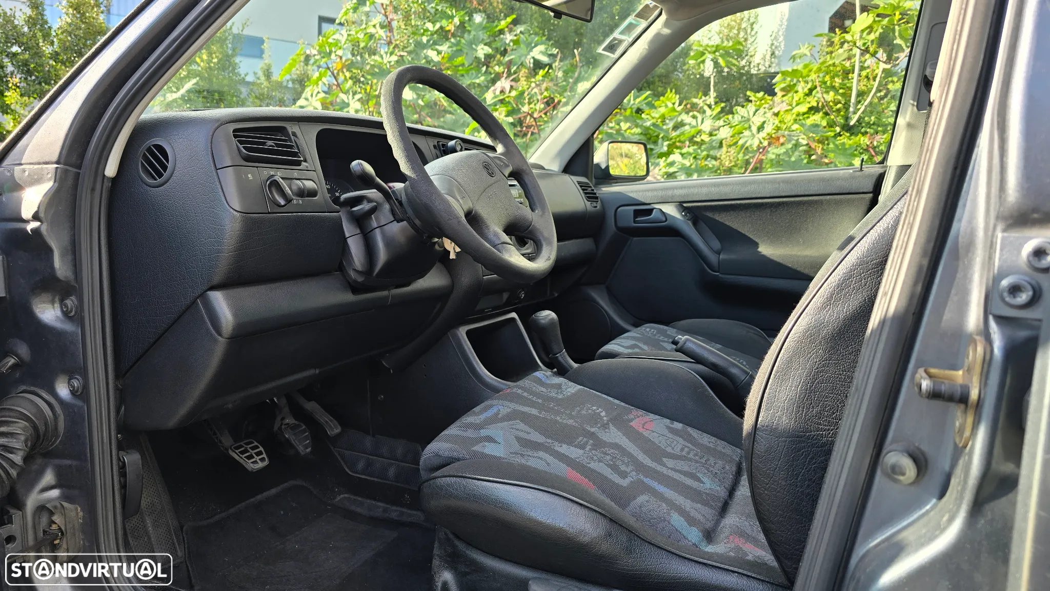 VW Golf 1.6 GT - 2