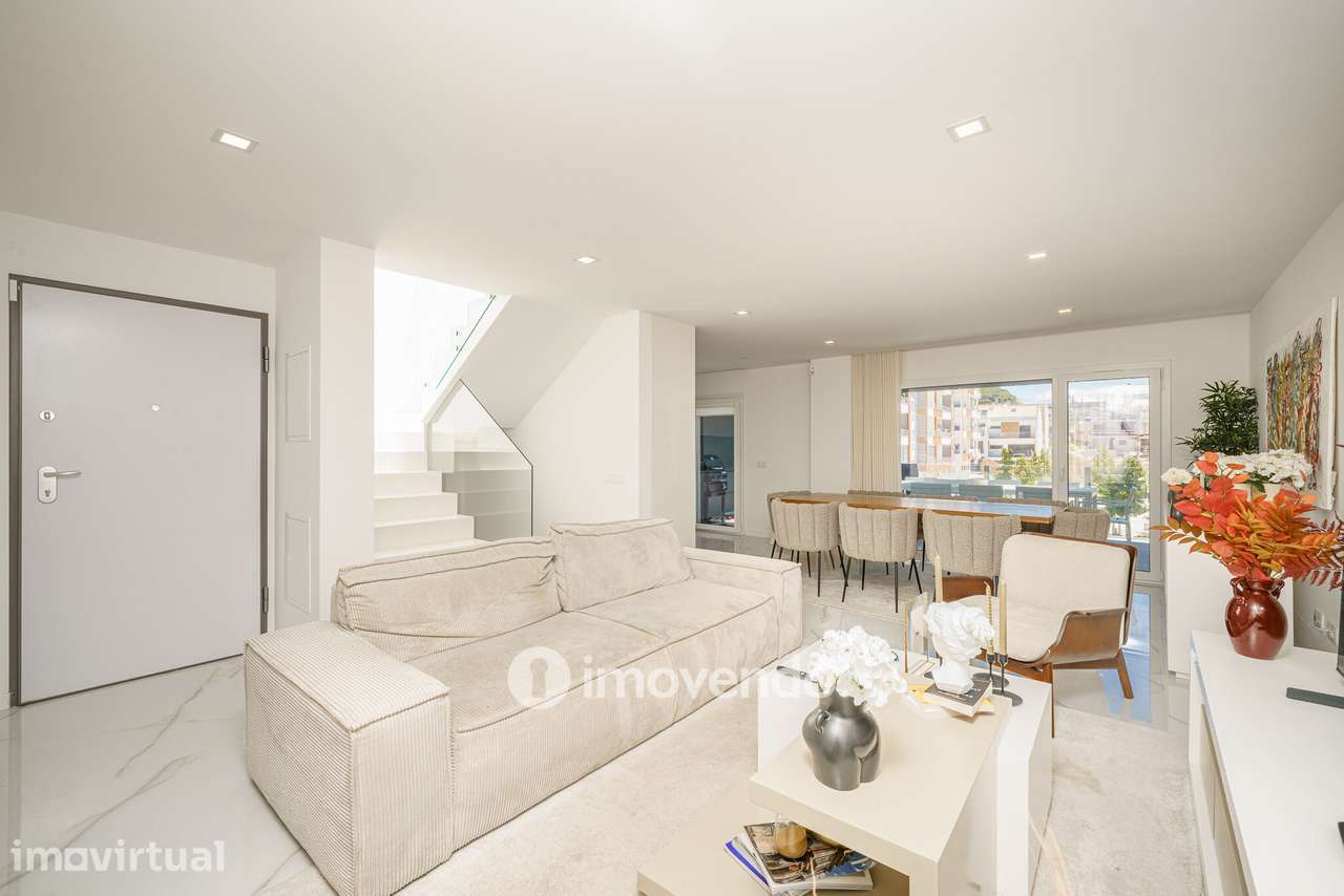 Moradia T3+1 moderna, com piscina e garagem, na Caparica – pohled 3