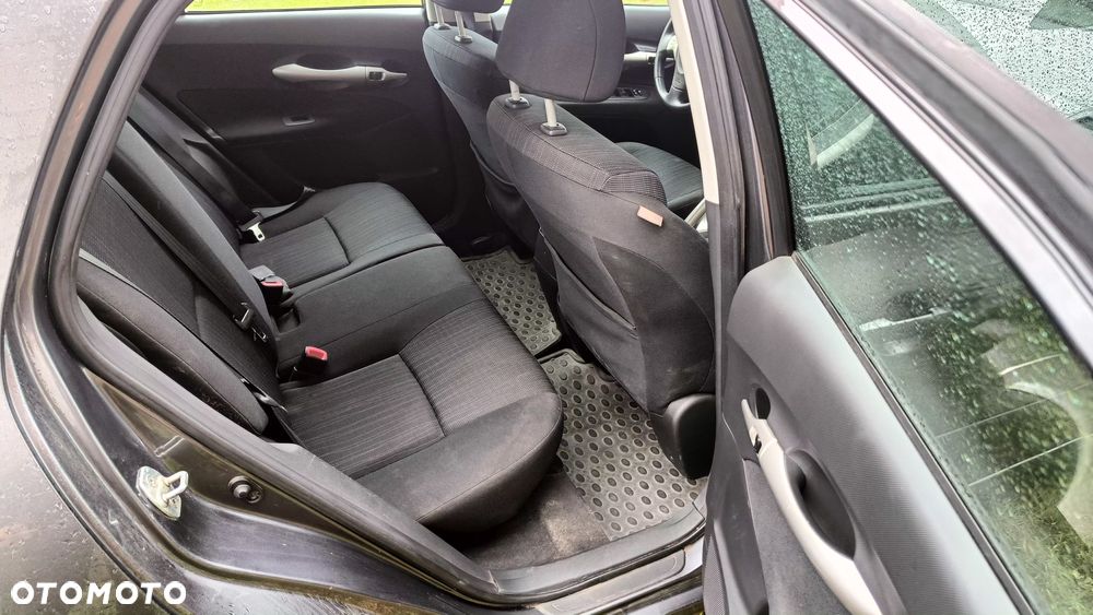Toyota Auris - 9