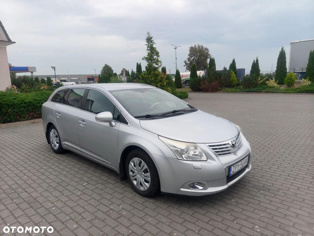 Toyota Avensis 2.0 D-4D Luna - 3