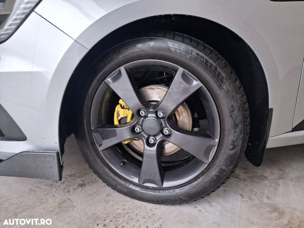 Renault Megane TCe 140 GPF Techno - 27