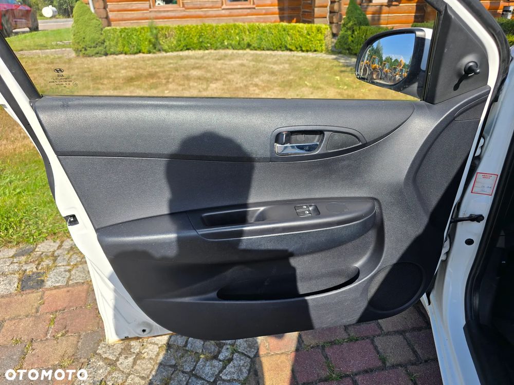 Hyundai i20 1.2 Classic - 26