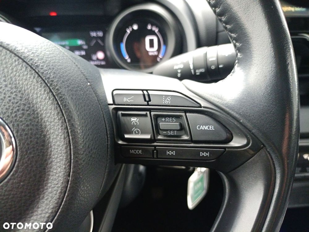 Toyota Yaris Hybrid 1.5 Comfort - 22