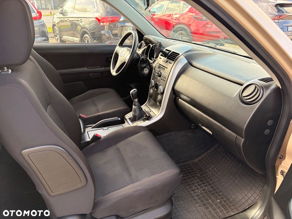 Suzuki Grand Vitara 1.6 Comfort - 5
