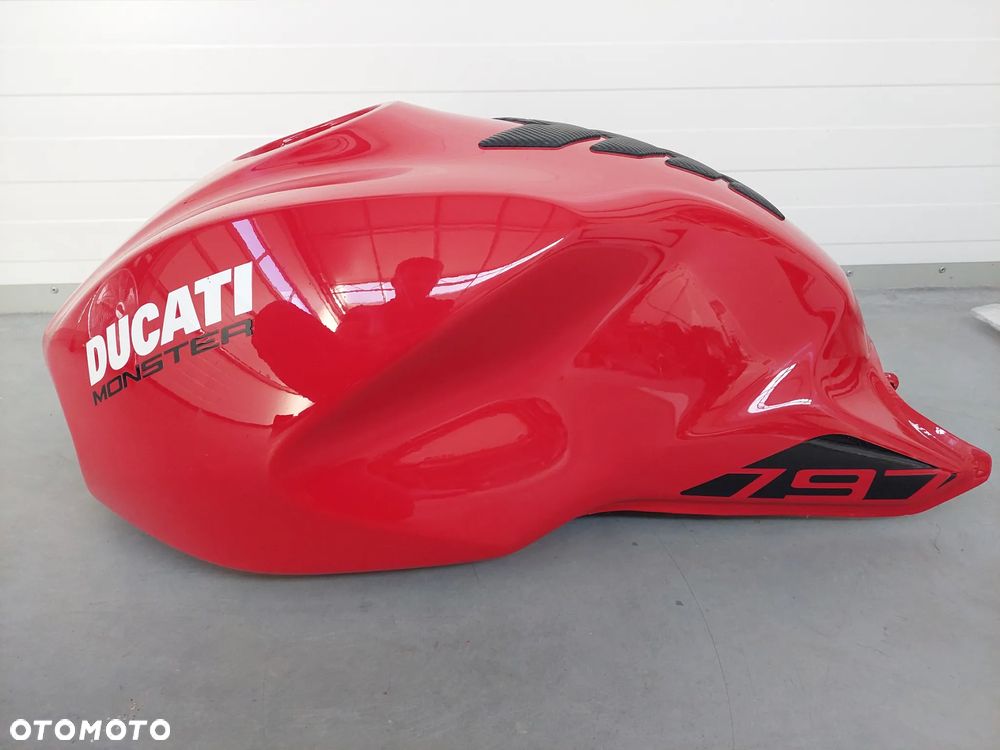 DUCATI MONSTER 797 zbiornik paliwa bak 18- - 5