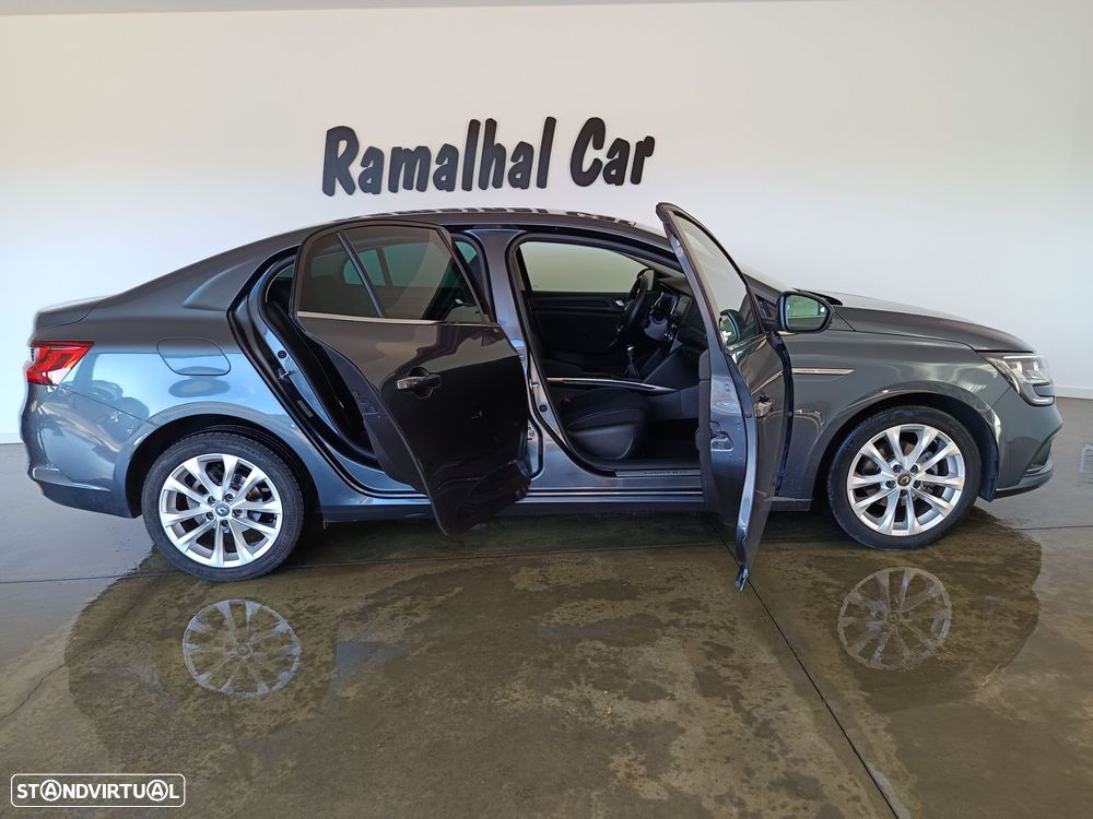 Renault Mégane Grand Coupe 1.3 TCe Limited J17 - 4