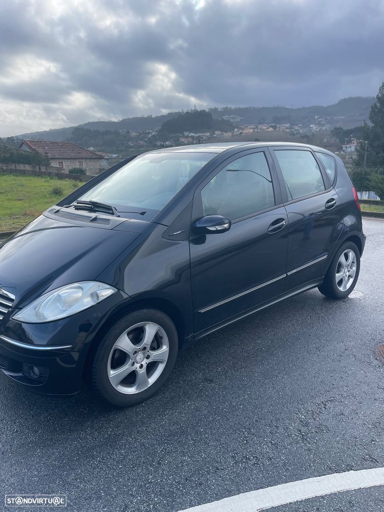 Mercedes-Benz A 180 CDI Classic Automatic - 2