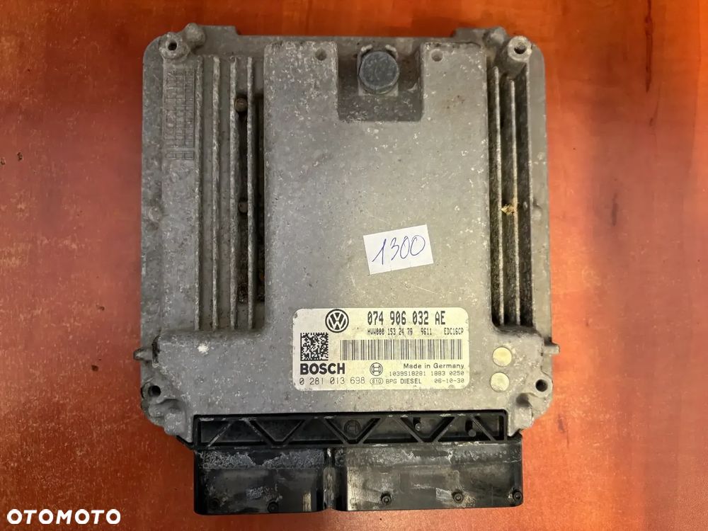 KOMPUTER STEROWNIK SILNIKA VW CRAFTER 074906032AE - 1