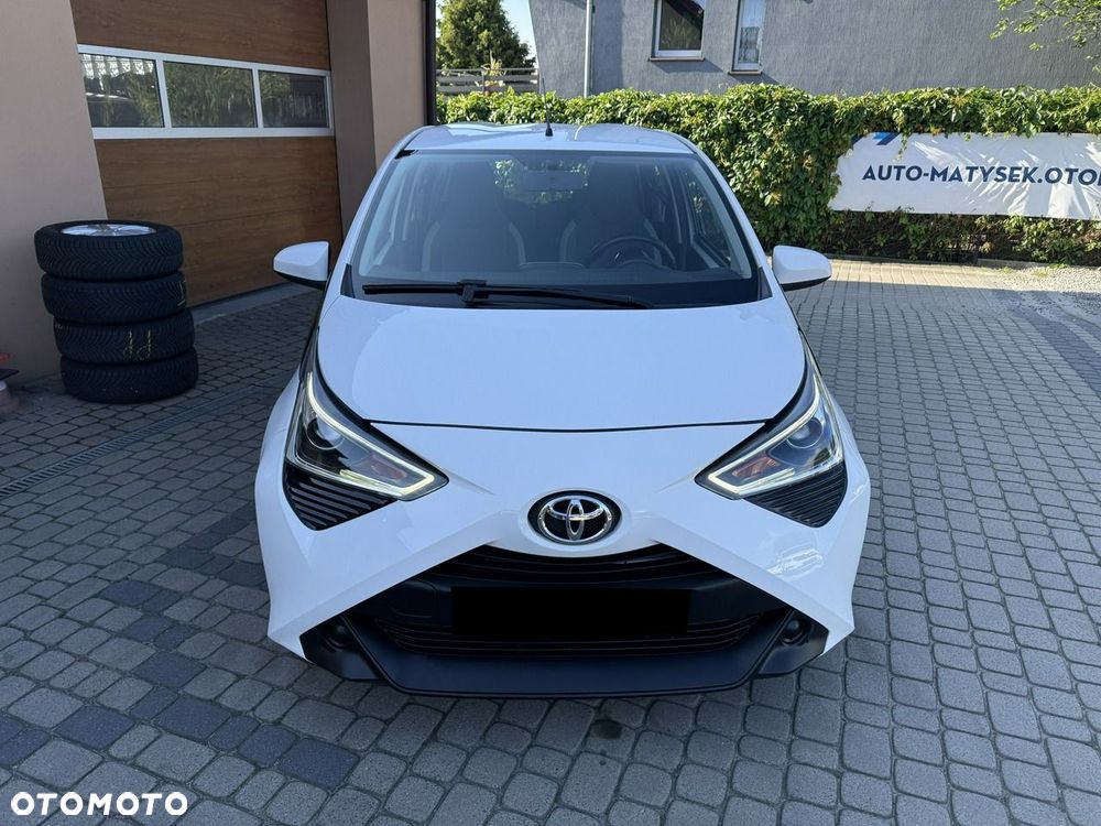 Toyota Aygo x-play - 2