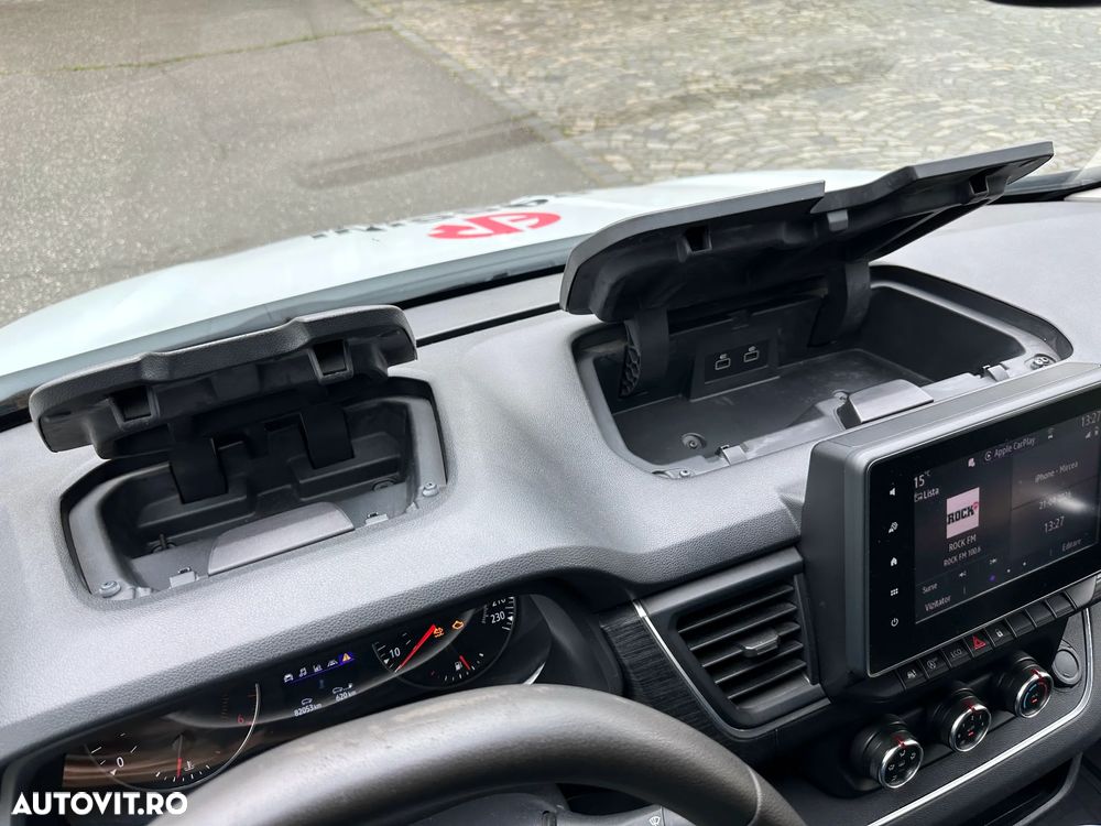 Renault Trafic 2.0 Blue dCi 110 S&S L2 8+1 Zen - 24