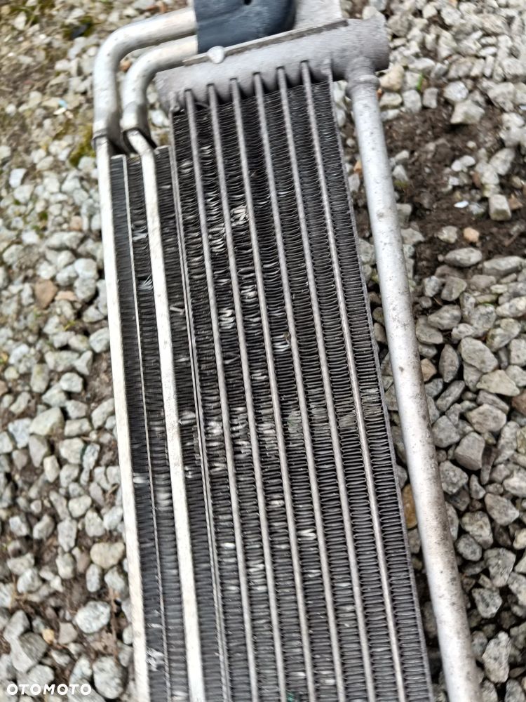 Mercedes W204 X204 GLK 3.0 V6 350 CDI Chłodnica Chłodniczka Oleju A2045001001 A0005010765 - 11