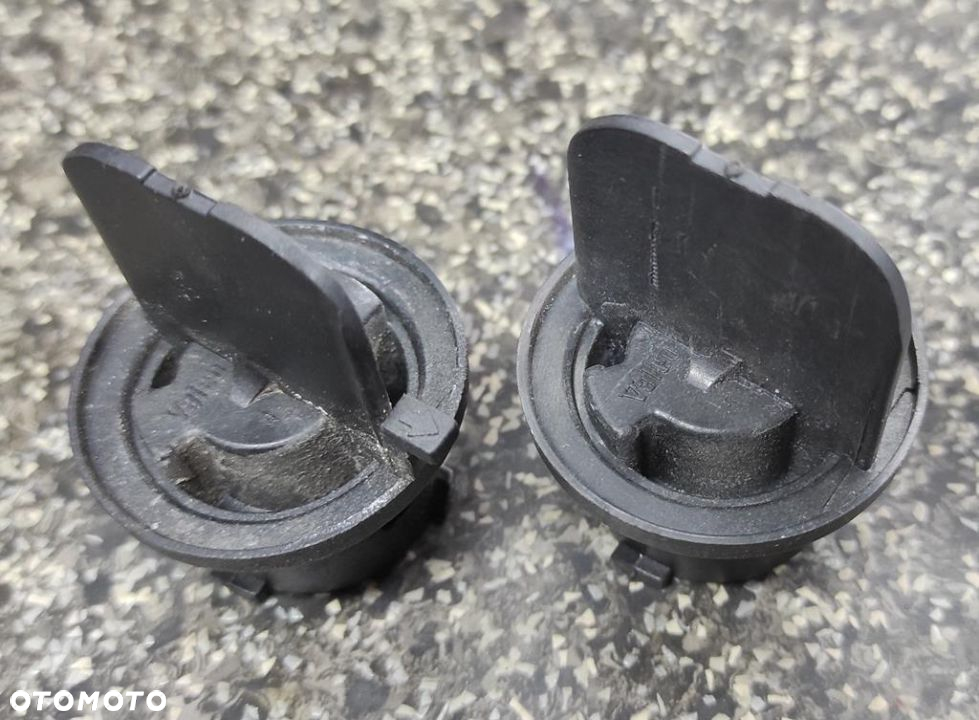 Oprawka Gniazdo Kierunku Lampy VALEO AUDI A4 B6 PRZÓD XENON BIXENON - 2