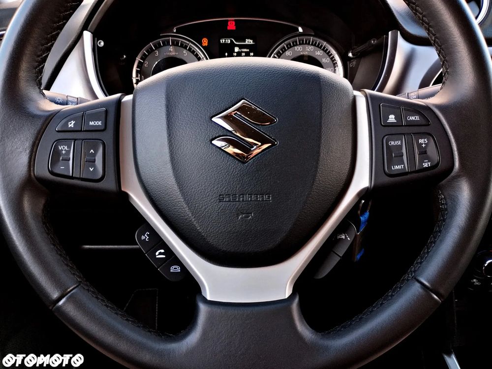 Suzuki Vitara - 15
