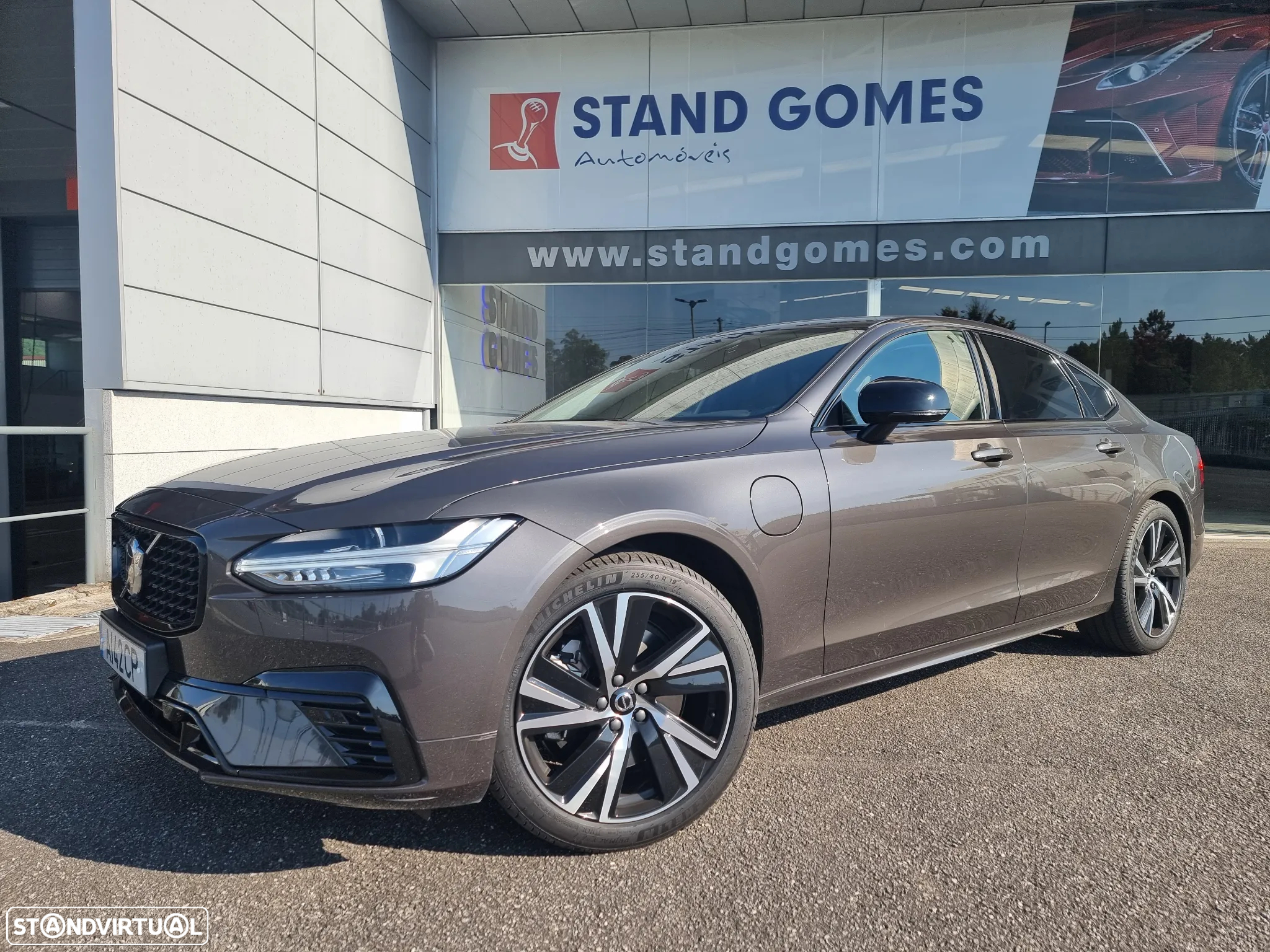Volvo S90 2.0 T8 PHEV R-Design Expression AWD - 3