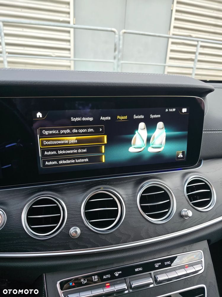 Mercedes-Benz Klasa E 220 d 9G-TRONIC AMG Line - 30