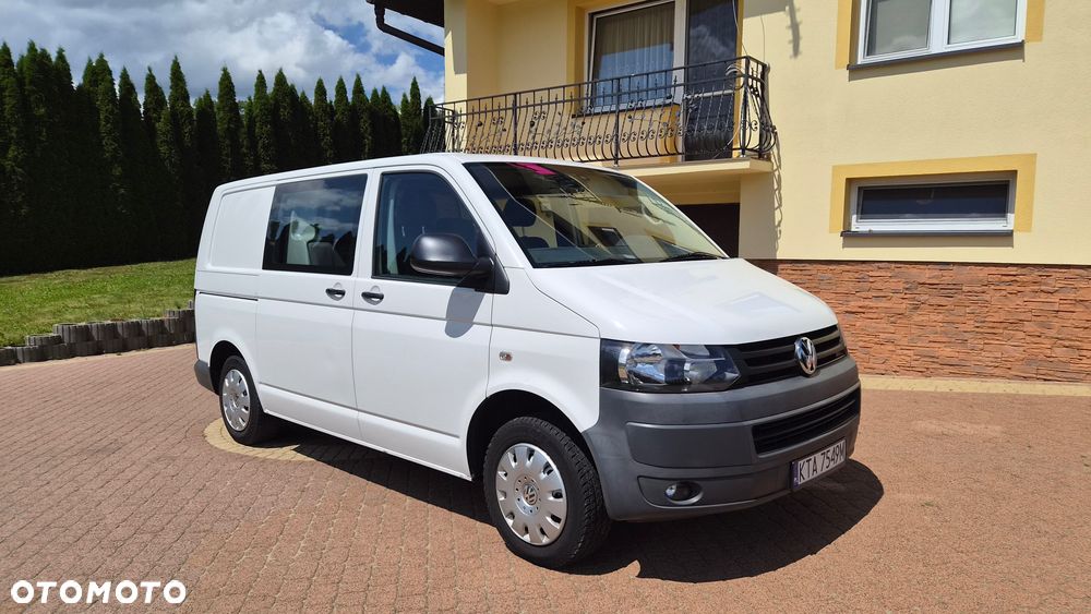 Volkswagen Transporter - 1