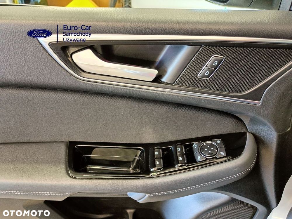 Ford S-Max 2.5 Duratec FHEV TITANIUM - 26