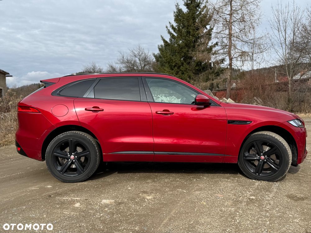 Jaguar F-Pace 3.0 V6 AWD R-Sport - 8