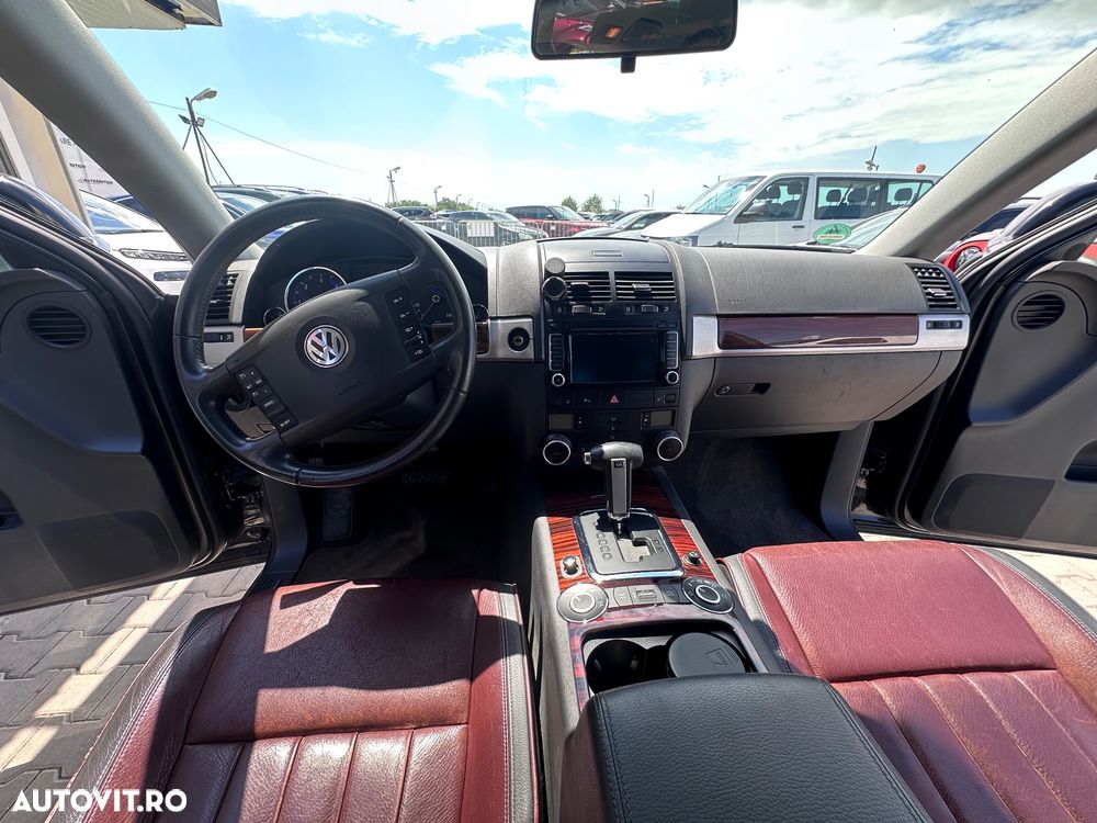 Volkswagen Touareg - 26