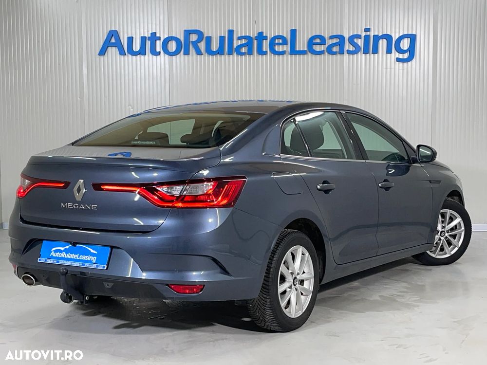 Renault Megane TCe EDC Zen - 3