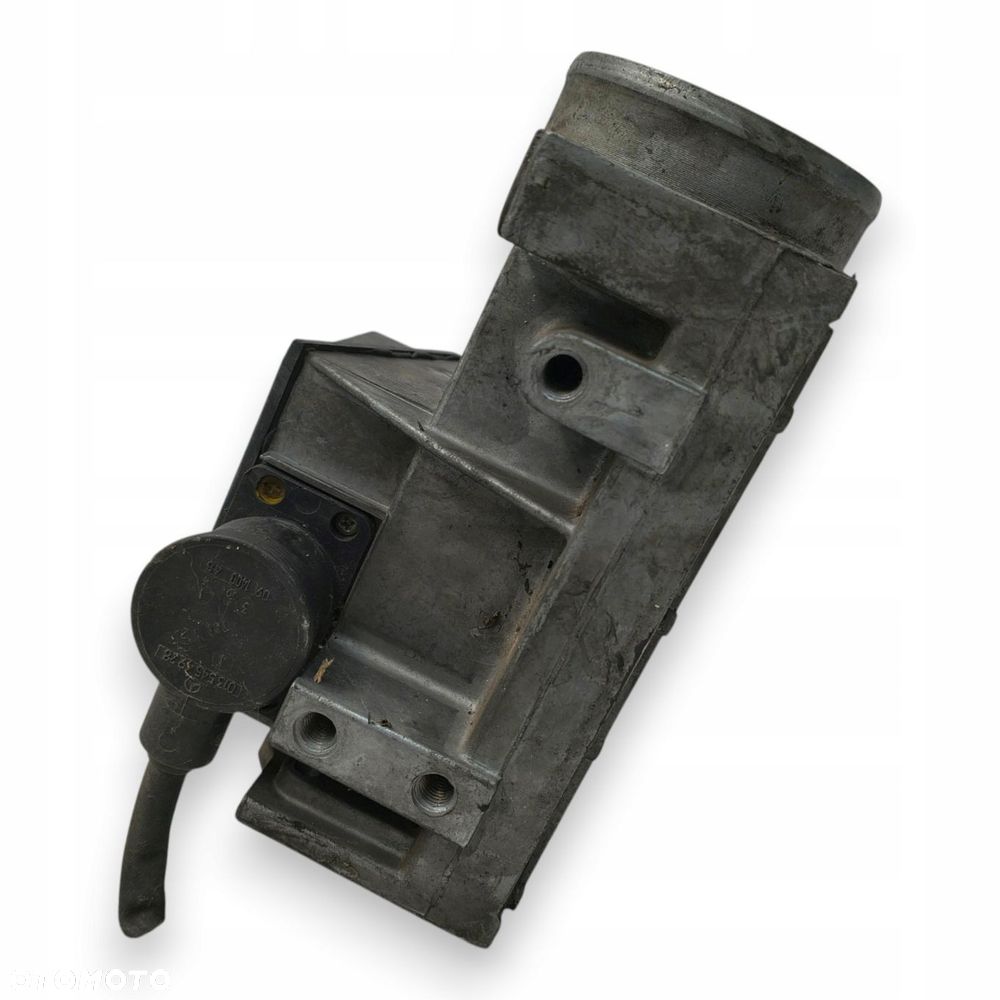 PRZEPŁYWOMIERZ BMW E36 E34 E39 E38 318tds 325tds 525tds 0281002034 Bosch - 3