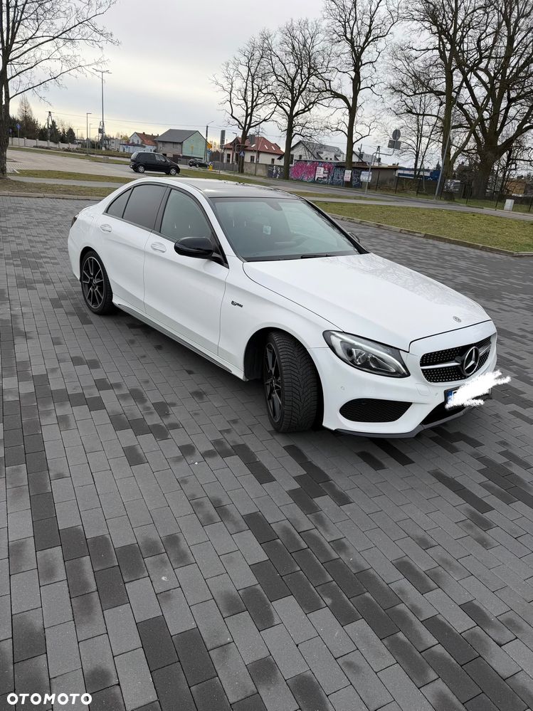 Mercedes-Benz Klasa C AMG 43 4Matic 9G-TRONIC - 36